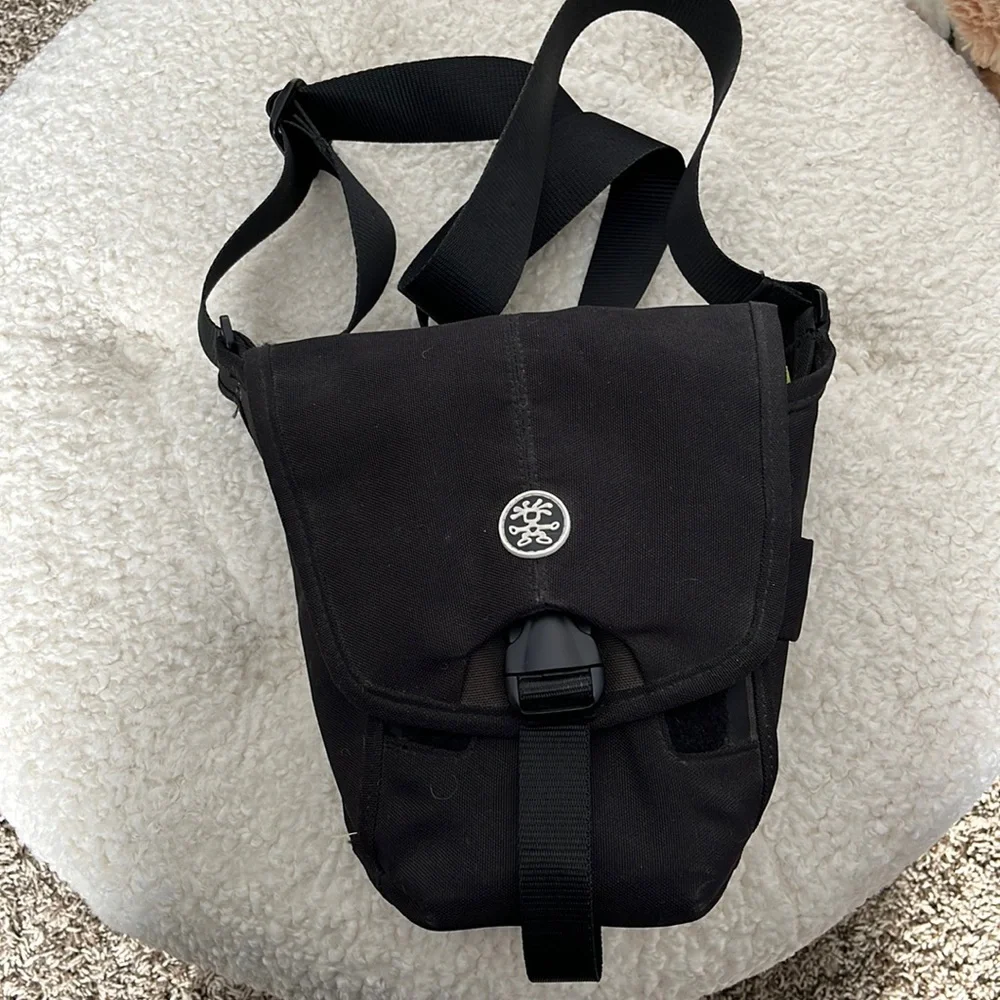 Crumpler The Three Million Dollar Home Camera Bag